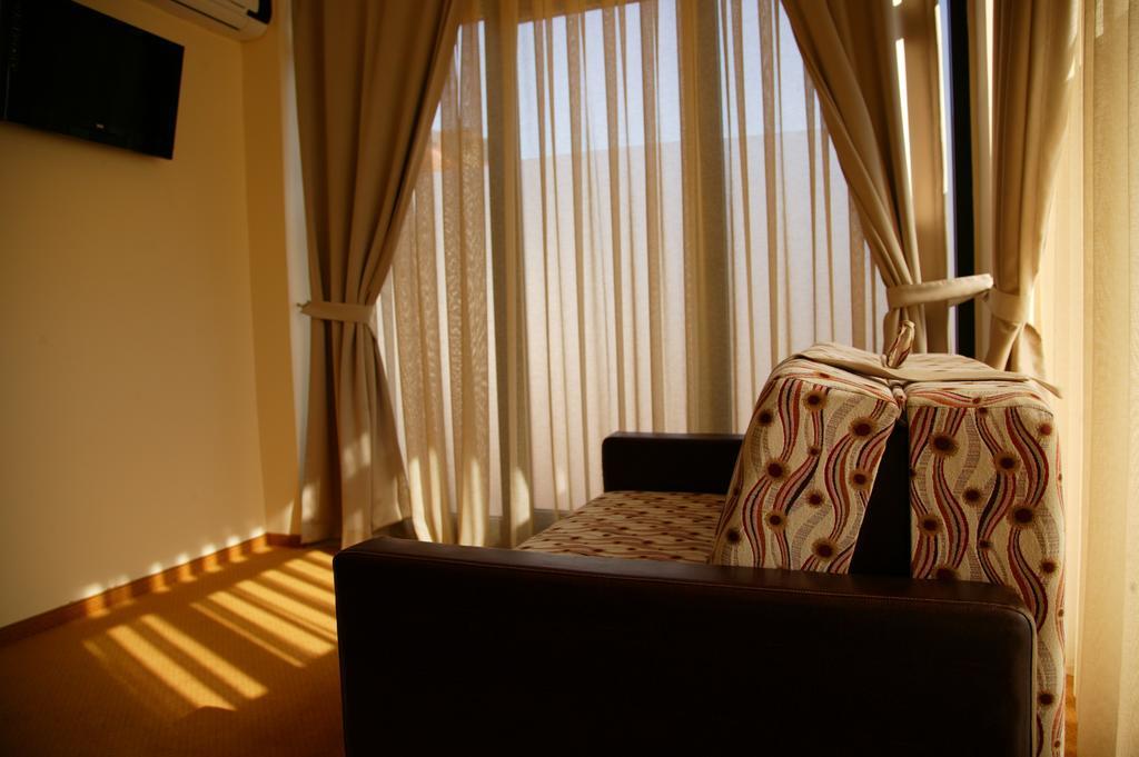 בלגרד Garni Hotel Contact חדר תמונה
