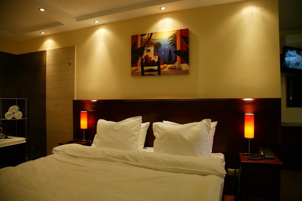 בלגרד Garni Hotel Contact חדר תמונה