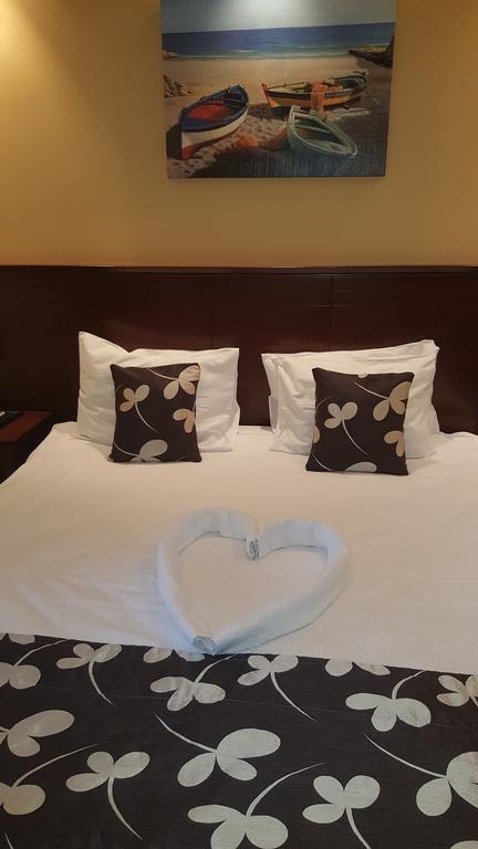 בלגרד Garni Hotel Contact מראה חיצוני תמונה