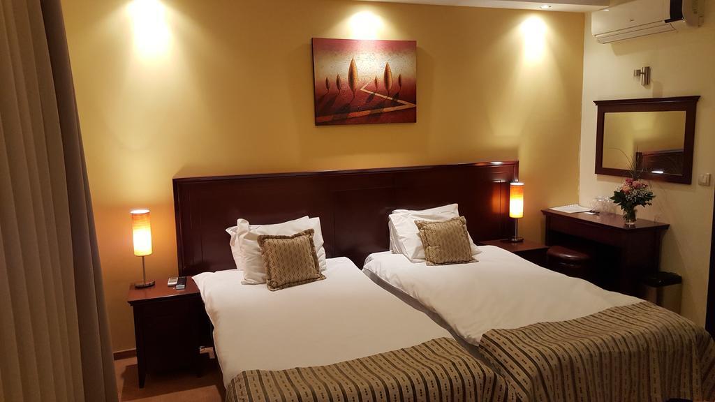 בלגרד Garni Hotel Contact מראה חיצוני תמונה