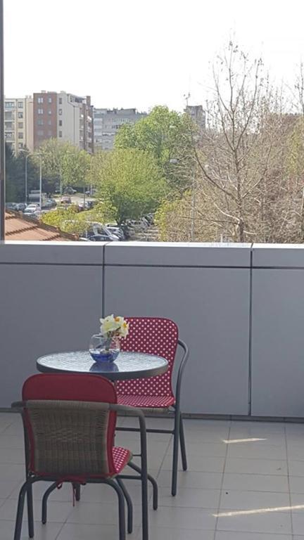 בלגרד Garni Hotel Contact מראה חיצוני תמונה