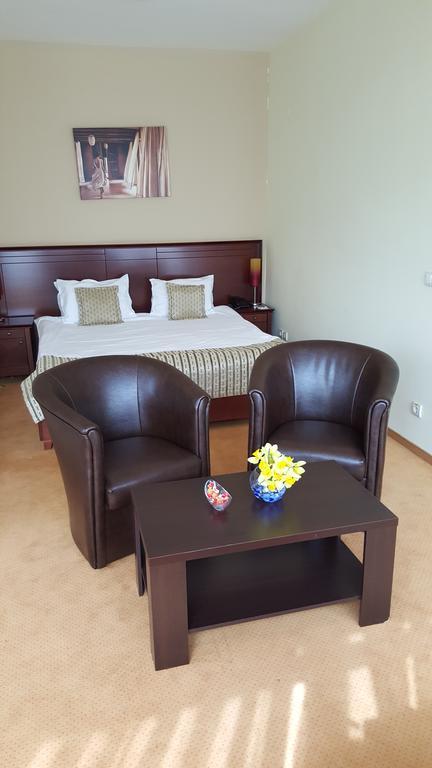בלגרד Garni Hotel Contact מראה חיצוני תמונה